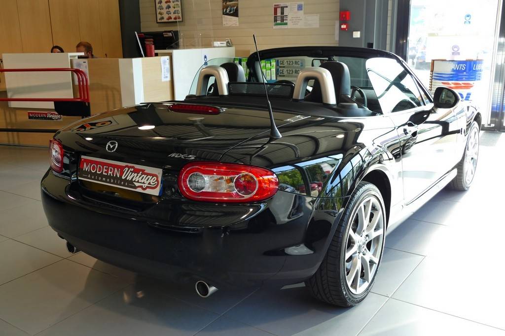 Mazda MX-5 Roadster 1.8 126cv Sendo 11