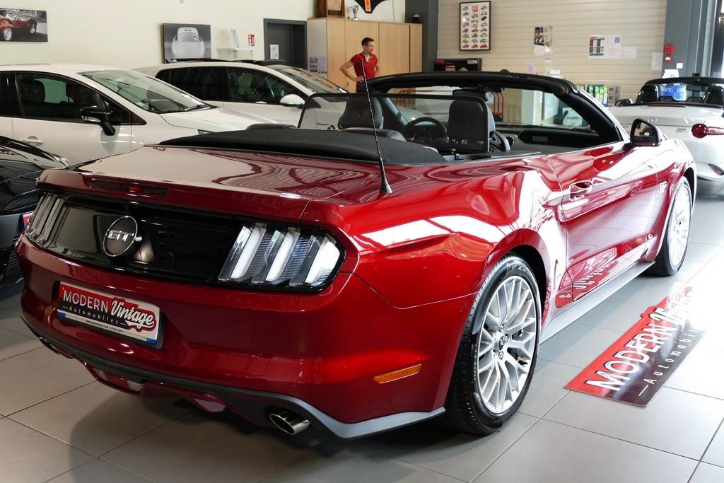 Ford Mustang GT 5.0 V8 421cv Convertible 14