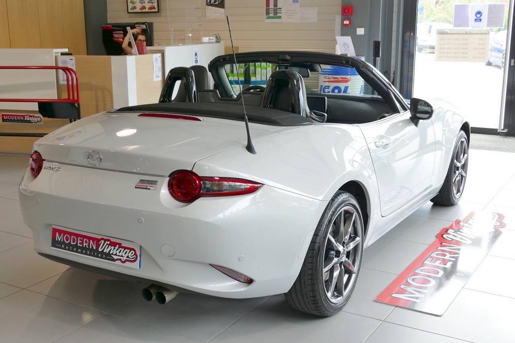 Mazda MX-5 ND 2.0 160 Roadster Dynamique 16