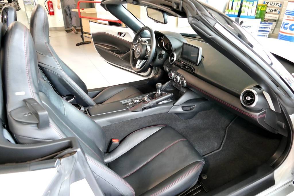 Mazda MX-5 ND 2.0 160 Roadster Dynamique 21