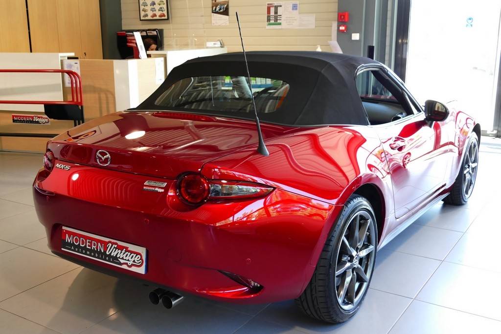 Mazda MX-5 Roadster ND 2.0 184 Selection Recaro 9