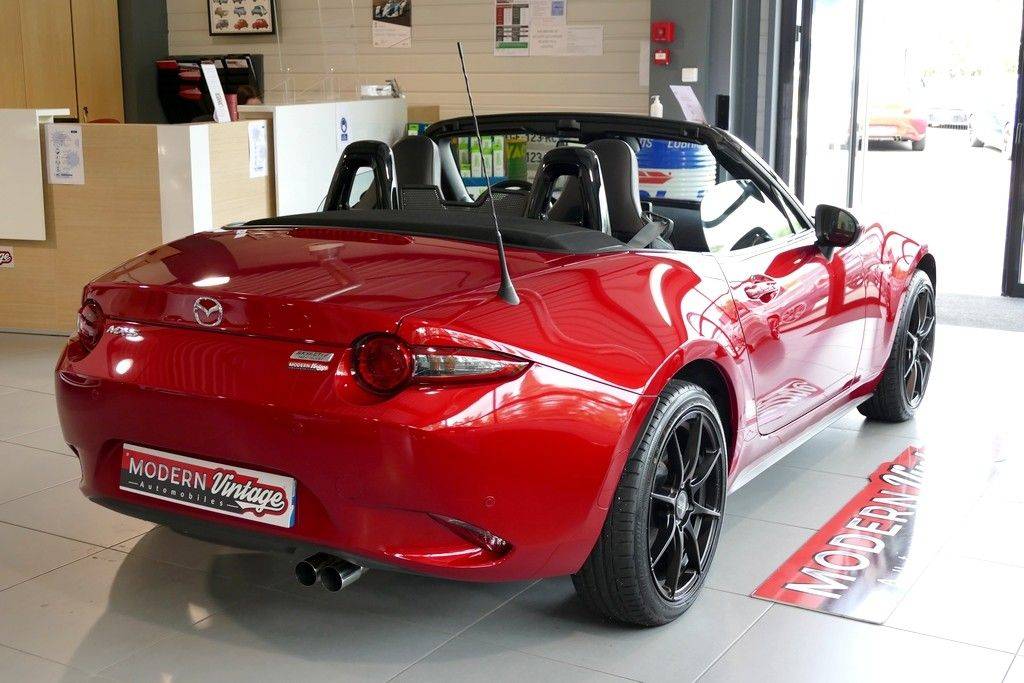 Mazda MX-5 ND 2.0 160 Roadster Selection Recaro 15