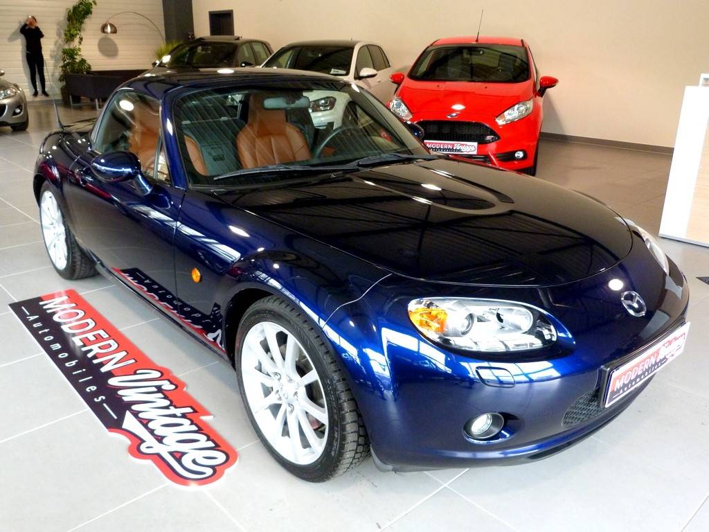 Mazda MX-5 2.0 160 Performance Roadster Coupe 10