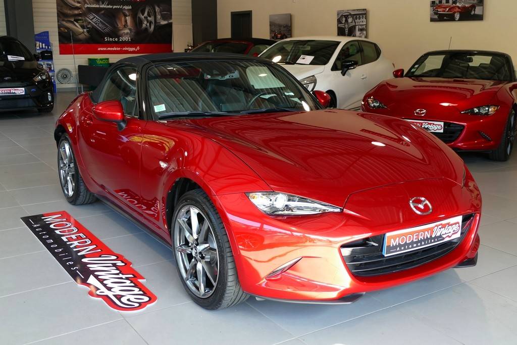 Mazda MX-5 ND 2.0 160 Roadster Selection Recaro 17