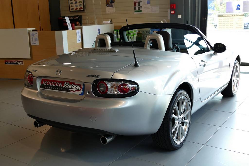 Mazda MX-5 Roadster Coupe 1.8 126cv Niseko 15