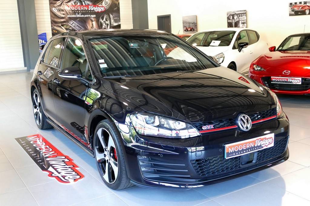 Volkswagen Golf VII GTI Performance 230cv DSG 18