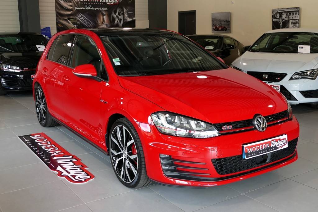 Volkswagen Golf VII GTI Performance 230cv DSG 18