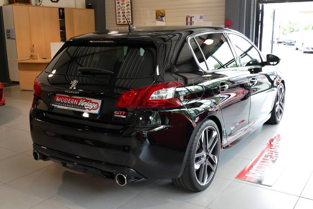 Peugeot 308 GTi 1.6 THP 272cv 17