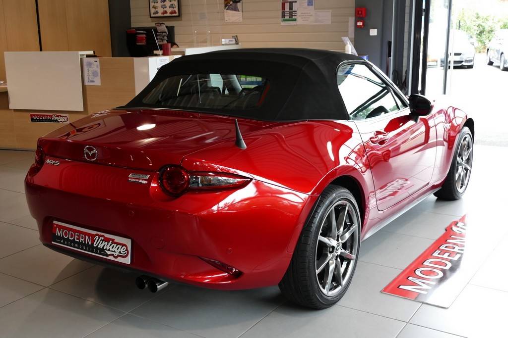 Mazda MX-5 ND 2.0 160 Roadster Selection Recaro 15