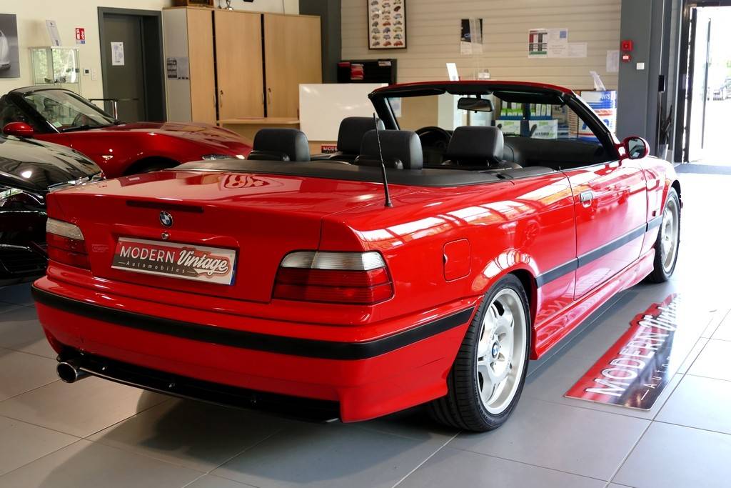 BMW 318i E36 115cv Cabriolet Pack M 18