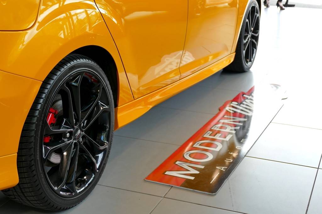 Ford Focus ST 2.0 Ecoboost 250cv 18