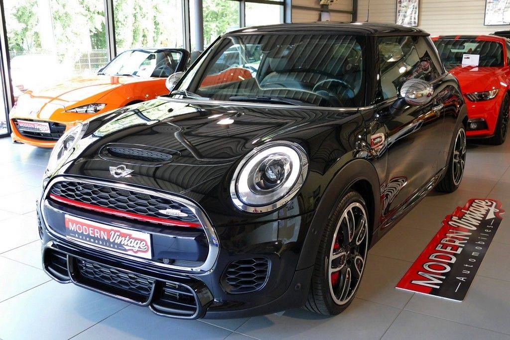 Mini Cooper John Cooper Works 231cv 3