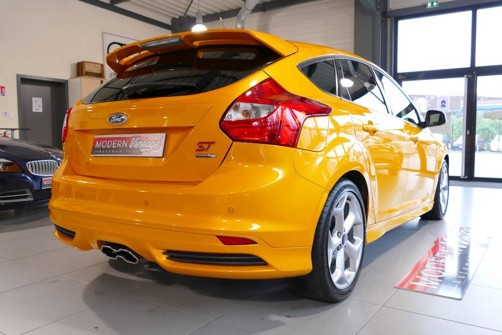 Ford Focus ST 2.0 Ecoboost 250cv 21