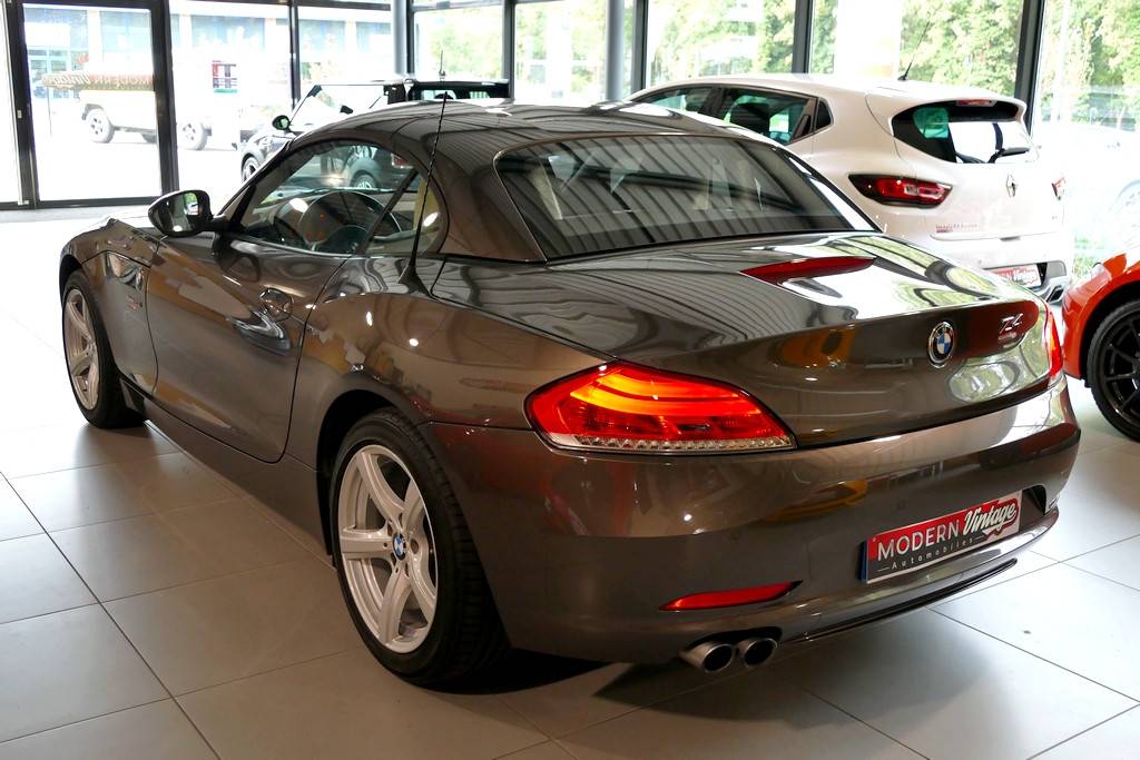 BMW Z4 sDrive 23i Roadster 6 cylindres! 10