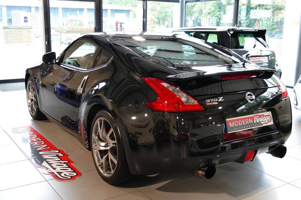 Nissan 370Z Coupe 3.7 V6 328cv Pack 14