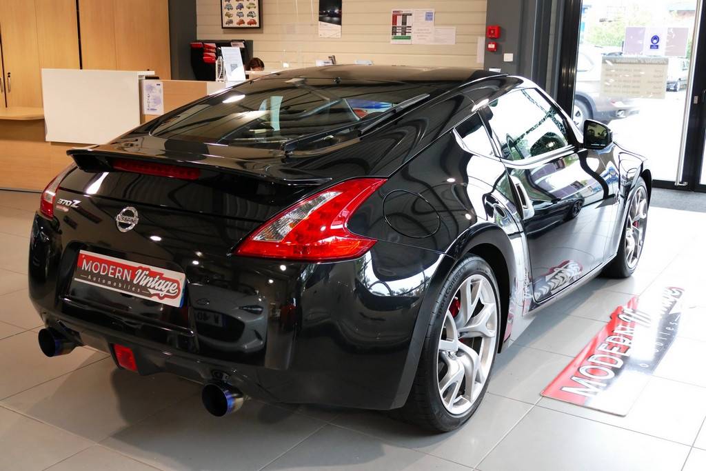 Nissan 370Z Coupe 3.7 V6 328cv Pack 15