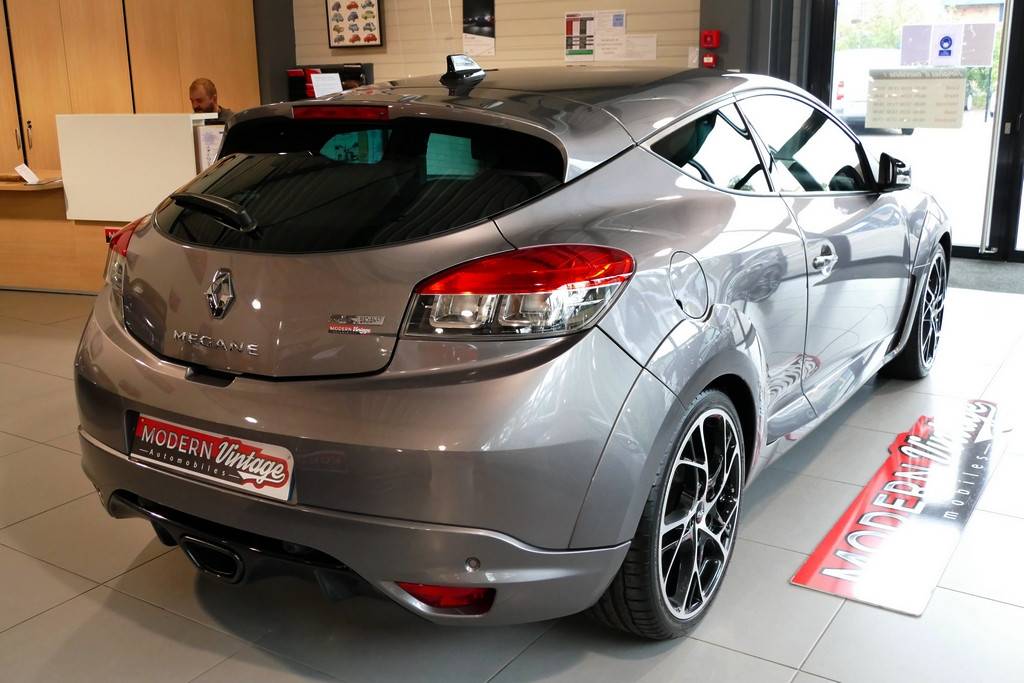 Renault Megane 3 Coupe RS Cup 265cv 17