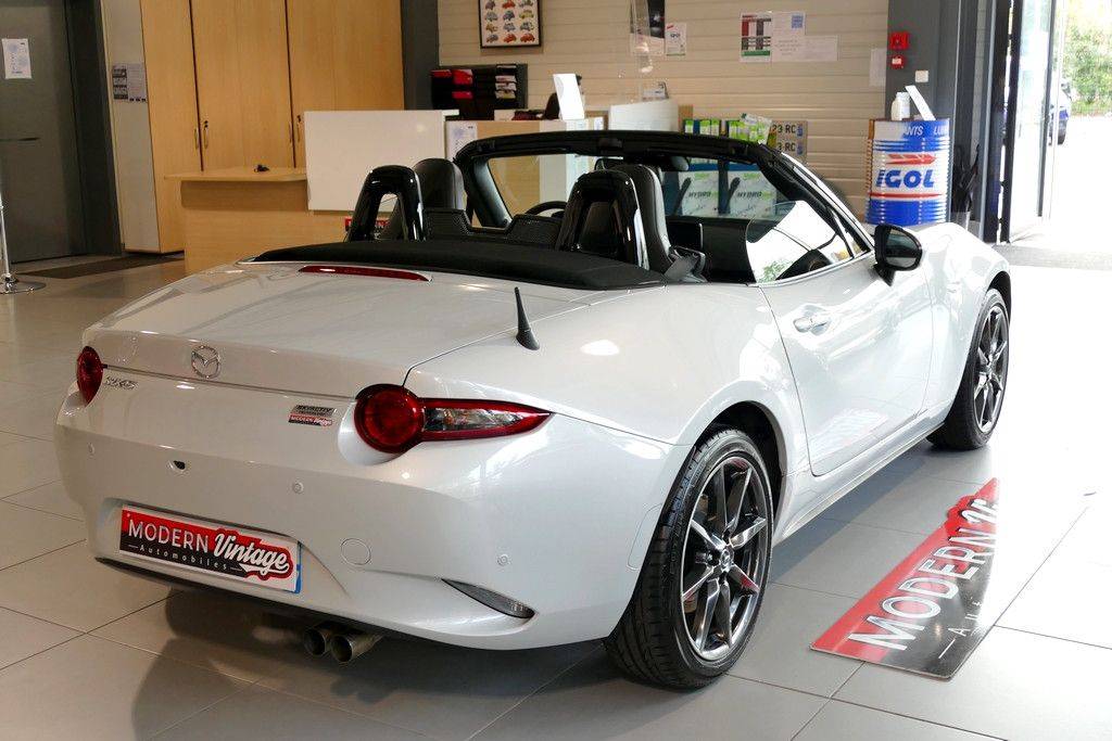 Mazda MX-5 Roadster ND 2.0 184 Selection Recaro 18