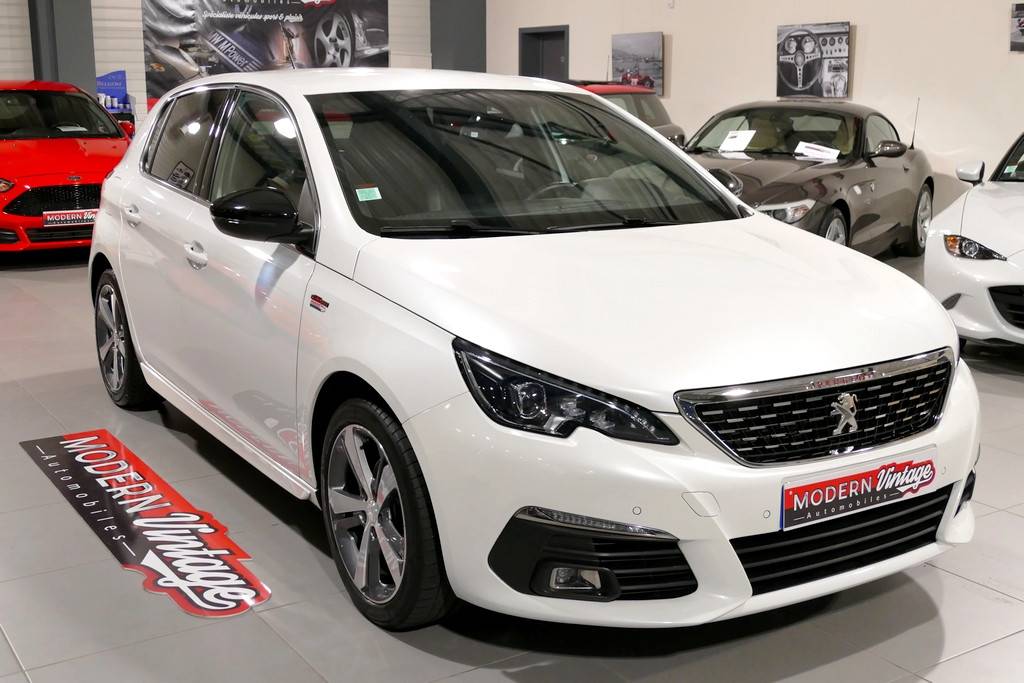 Peugeot 308 1.2 Puretec 130 GT Line EAT8 18