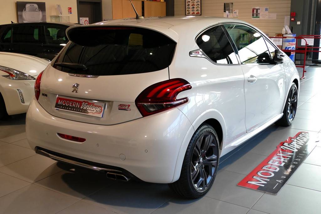 Peugeot 208 GTi 1.6 THP 208 Facelift 16