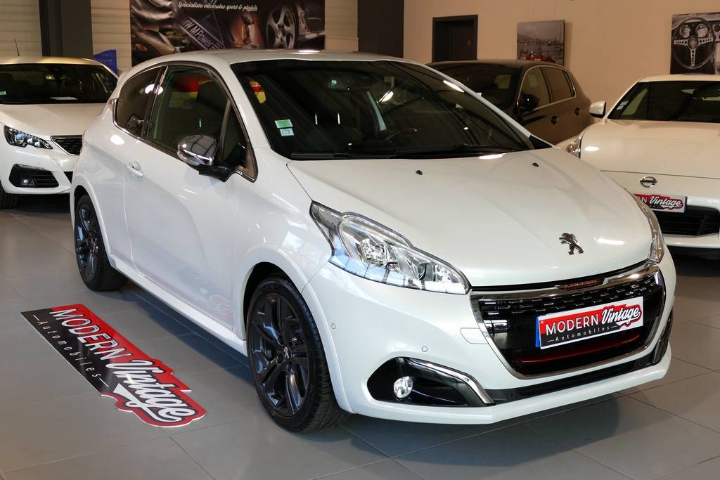 Peugeot 208 GTi 1.6 THP 208 Facelift 17