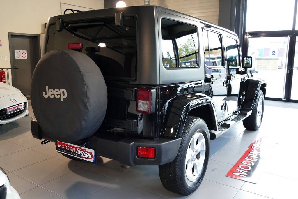 Jeep Wrangler Unlimited 2.8 CRD 200cv Sahara 15