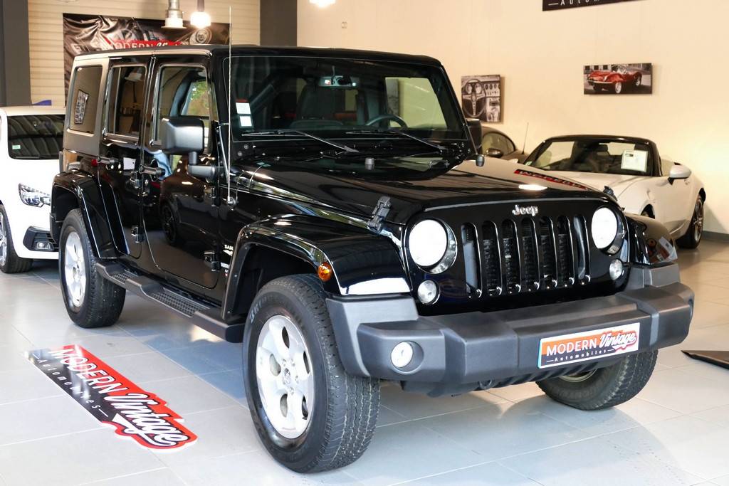 Jeep Wrangler Unlimited 2.8 CRD 200cv Sahara 16