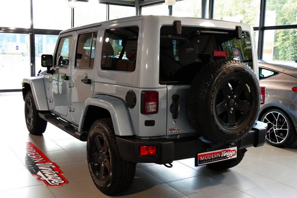 Jeep Wrangler Unlimited 2.8 CRD 200cv Arctic Edition 14