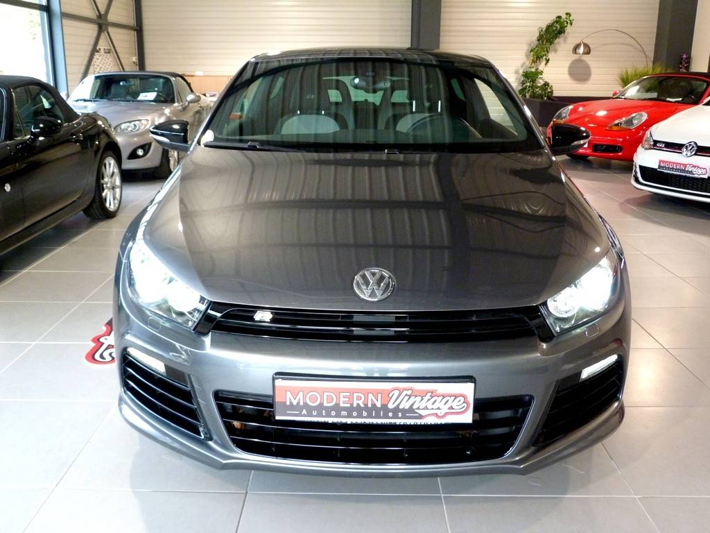 Volkswagen Scirocco R 2.0 TSI 265cv 12