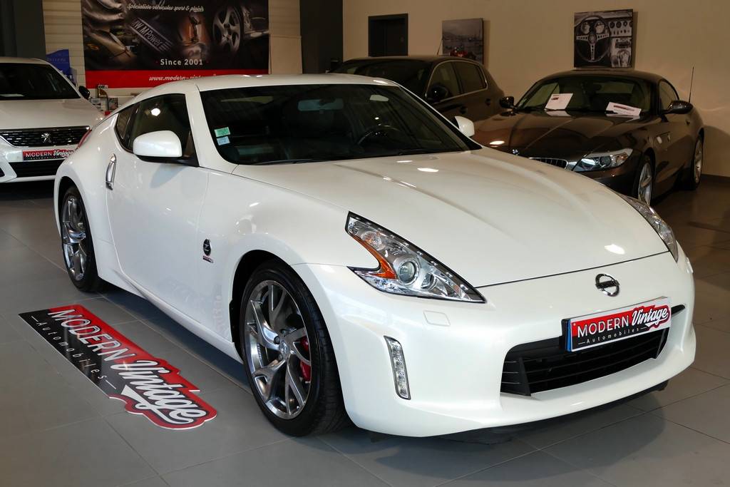 Nissan 370Z Coupe 3.7 V6 328cv Pack 19