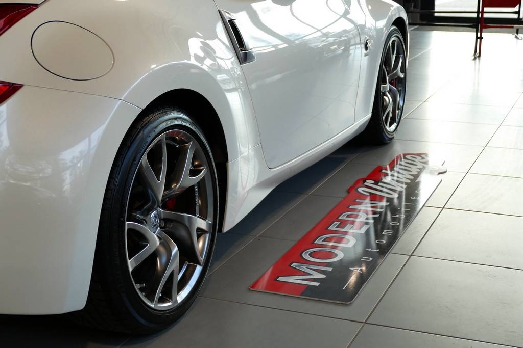 Nissan 370Z Coupe 3.7 V6 328cv Pack 20