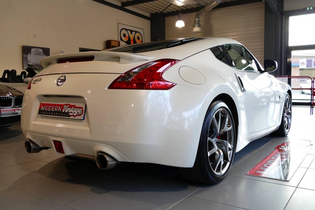 Nissan 370Z Coupe 3.7 V6 328cv Pack 21