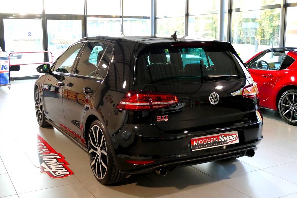 Volkswagen Golf VII GTI Performance 230cv DSG 14