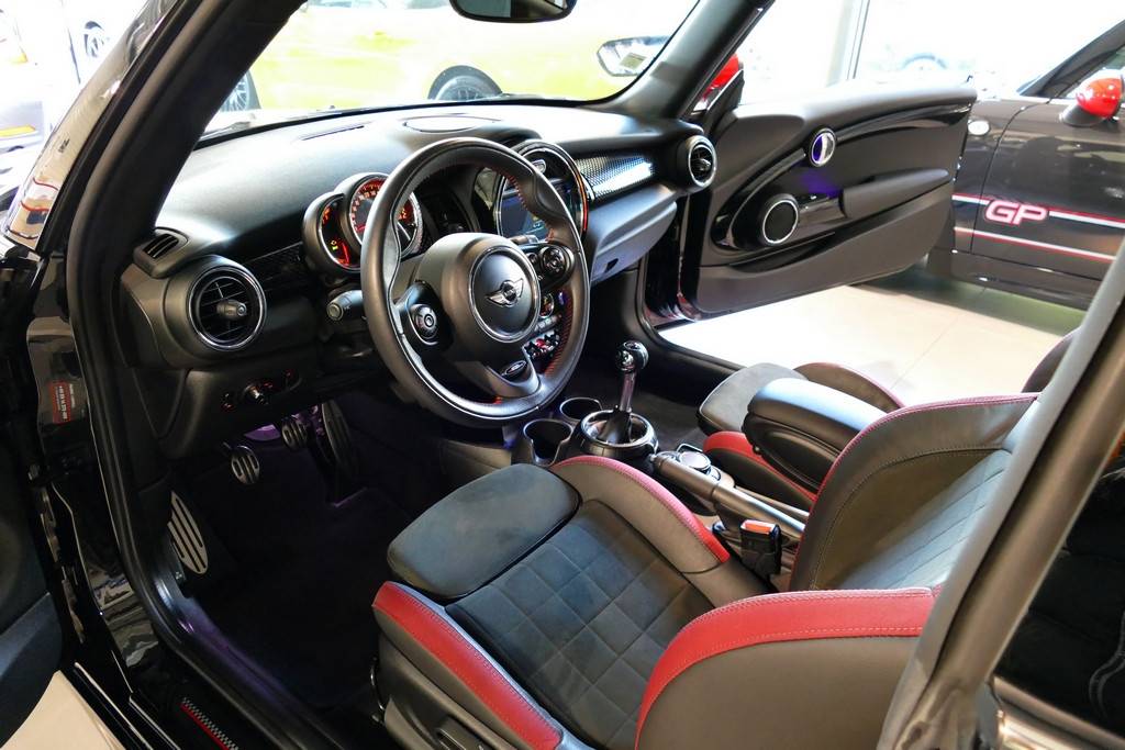 Mini Cooper John Cooper Works 231cv 15