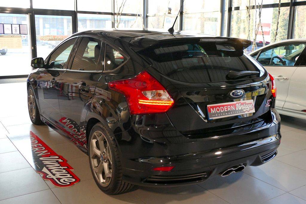 Ford Focus ST 2.0 Ecoboost 250cv 14