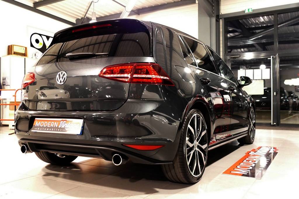 Volkswagen Golf VII GTI Performance 230cv DSG 18