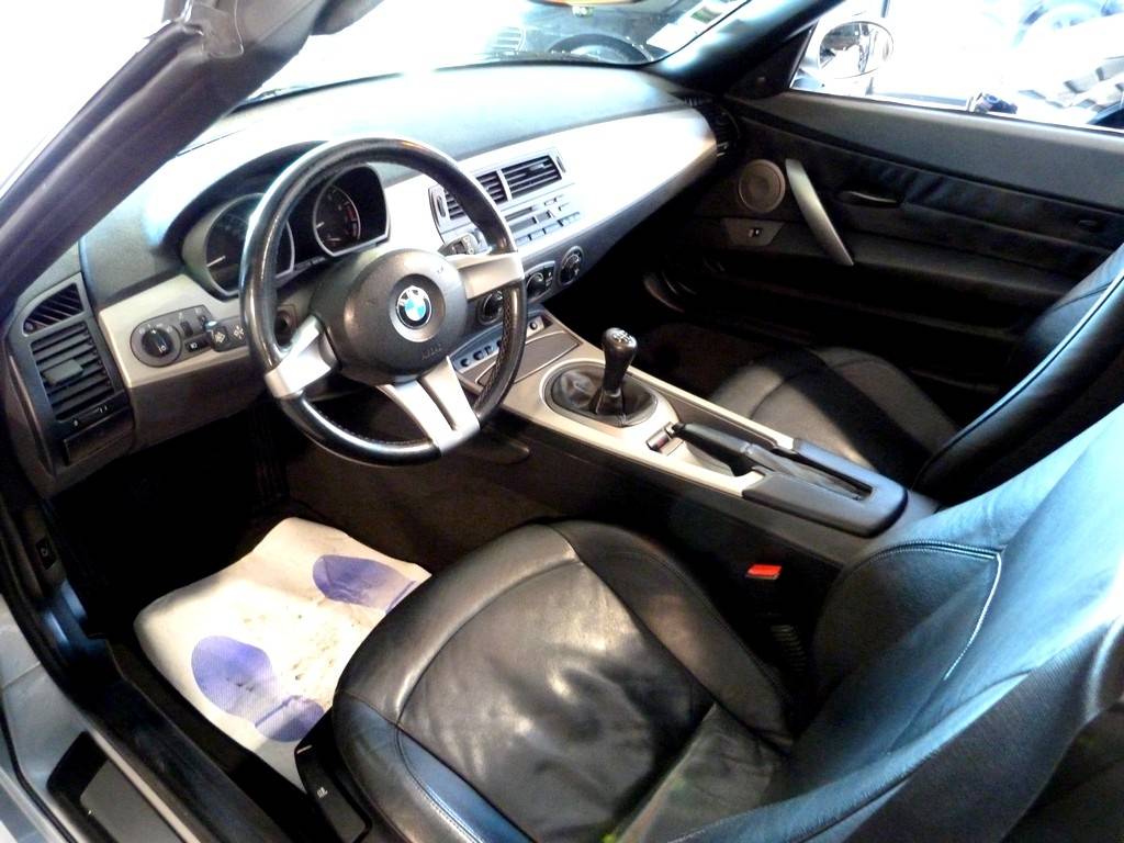 BMW Z4 2.2i 170cv Roadster 11