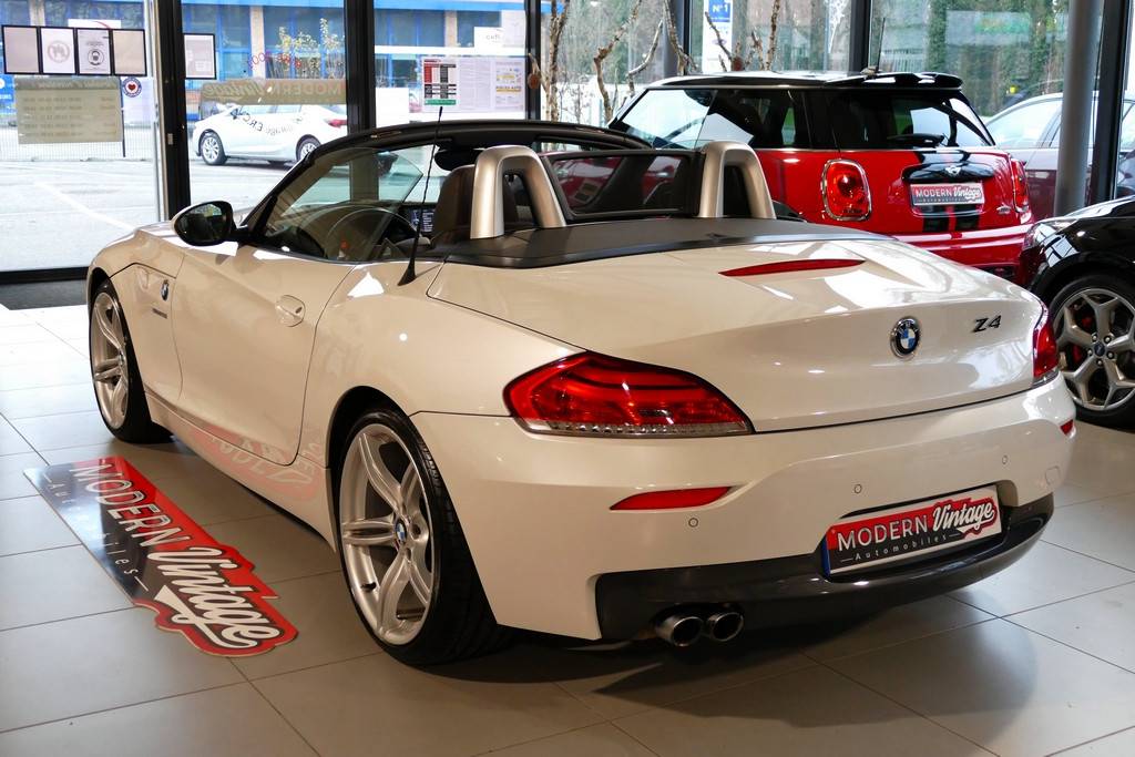 BMW Z4 sDrive 28i 245cv M-Sport BVA8 14