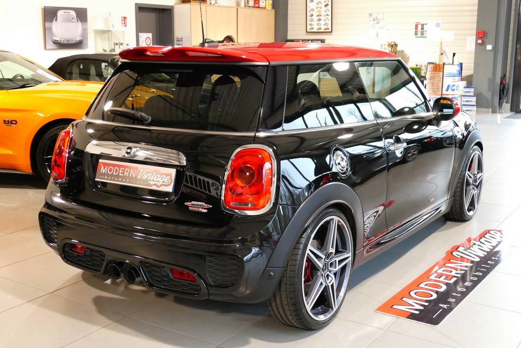 Mini Cooper John Cooper Works 231cv 16