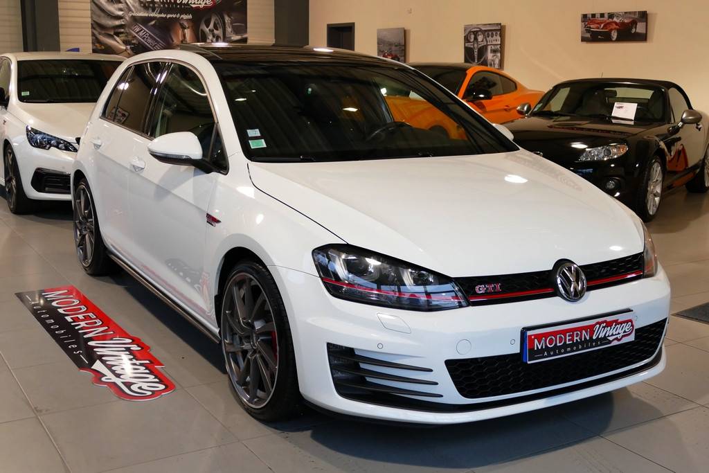 Volkswagen Golf VII GTI Performance 230cv DSG 16