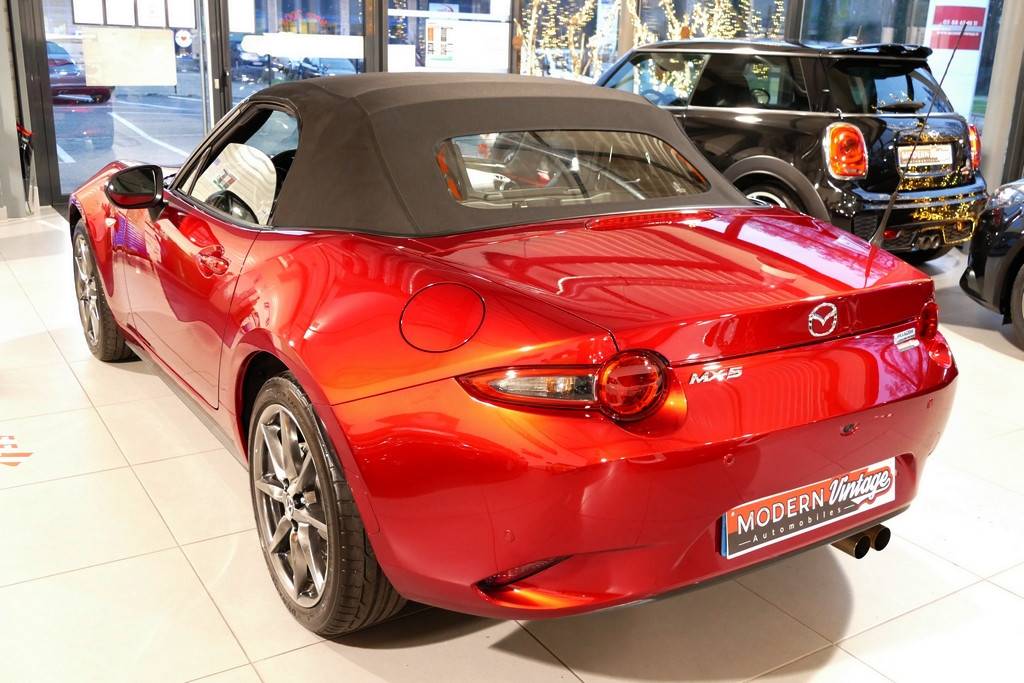 Mazda MX-5 Roadster ND 2.0 184 Selection Recaro 12