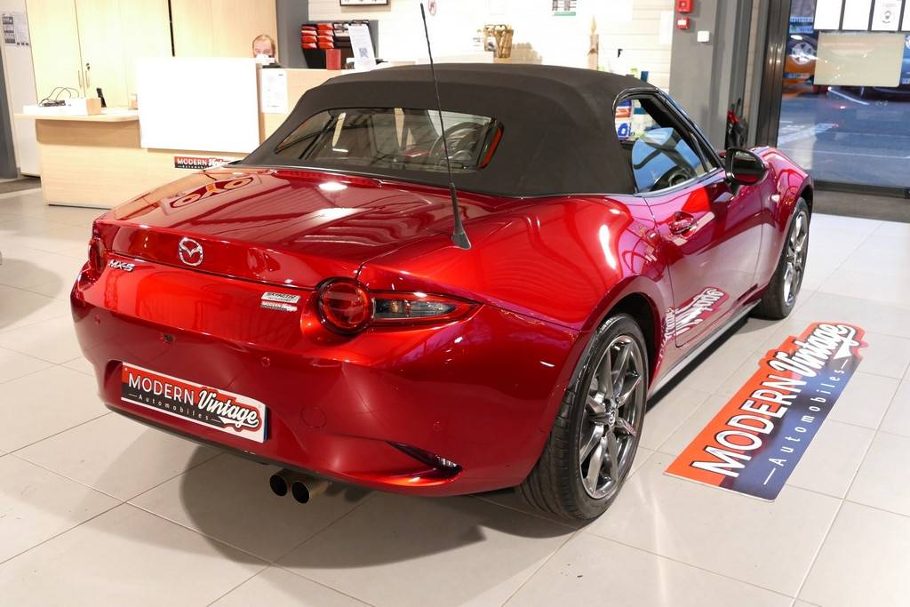 Mazda MX-5 Roadster ND 2.0 184 Selection Recaro 13