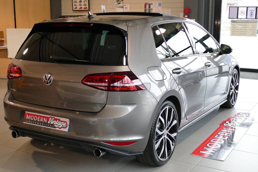 Volkswagen Golf VII GTI Performance 230cv DSG 13