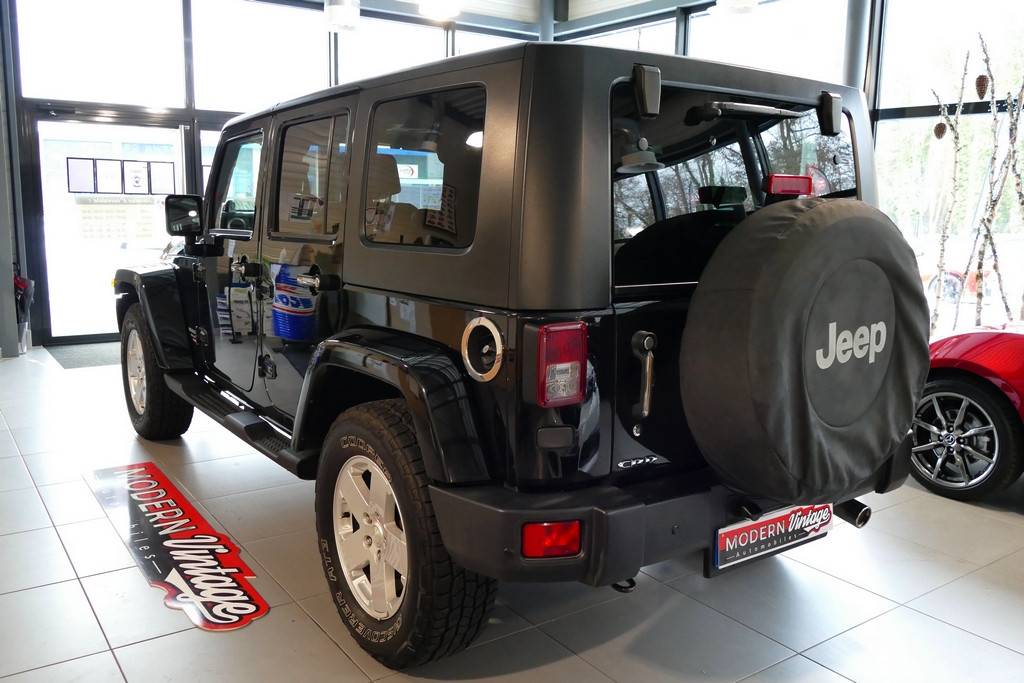 Jeep Wrangler Unlimited 2.8 CRD 177cv Sahara 11