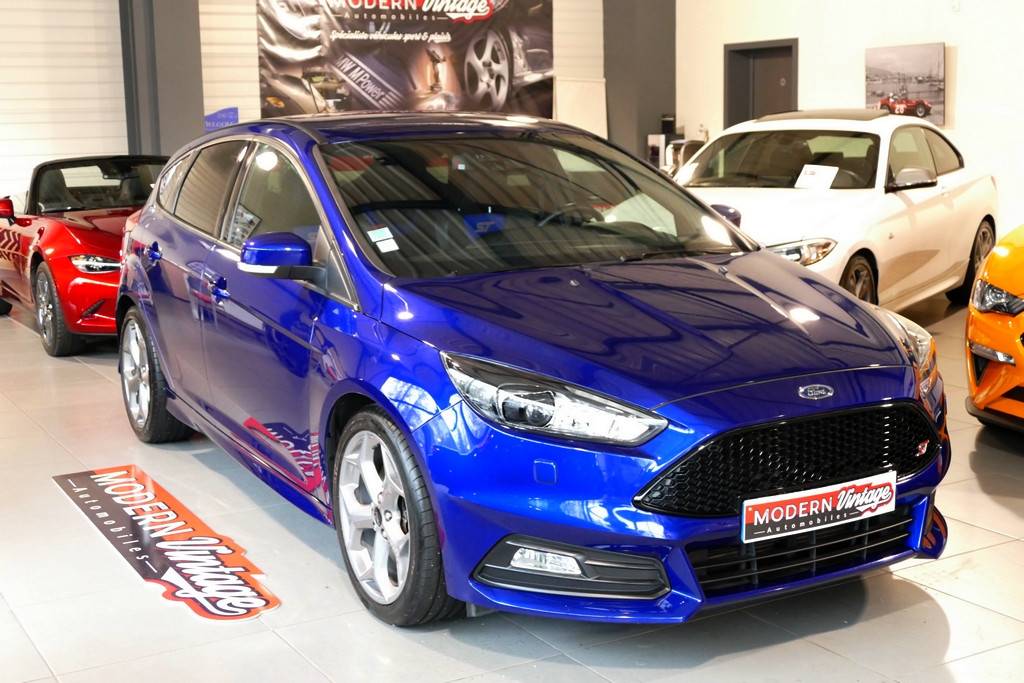 Ford Focus ST 2.0 Ecoboost 250cv 18