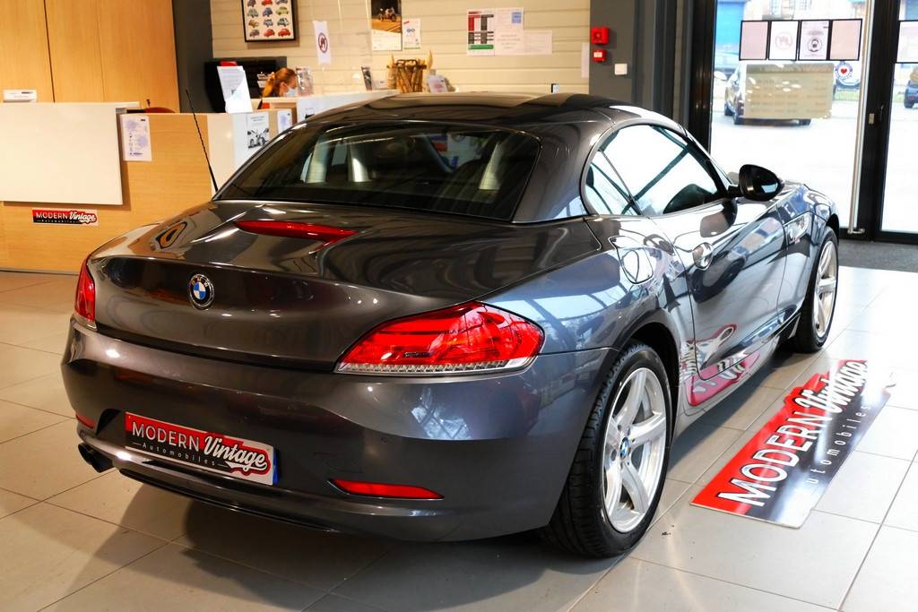 BMW Z4 sDrive 20i 184cv Pure Design 10