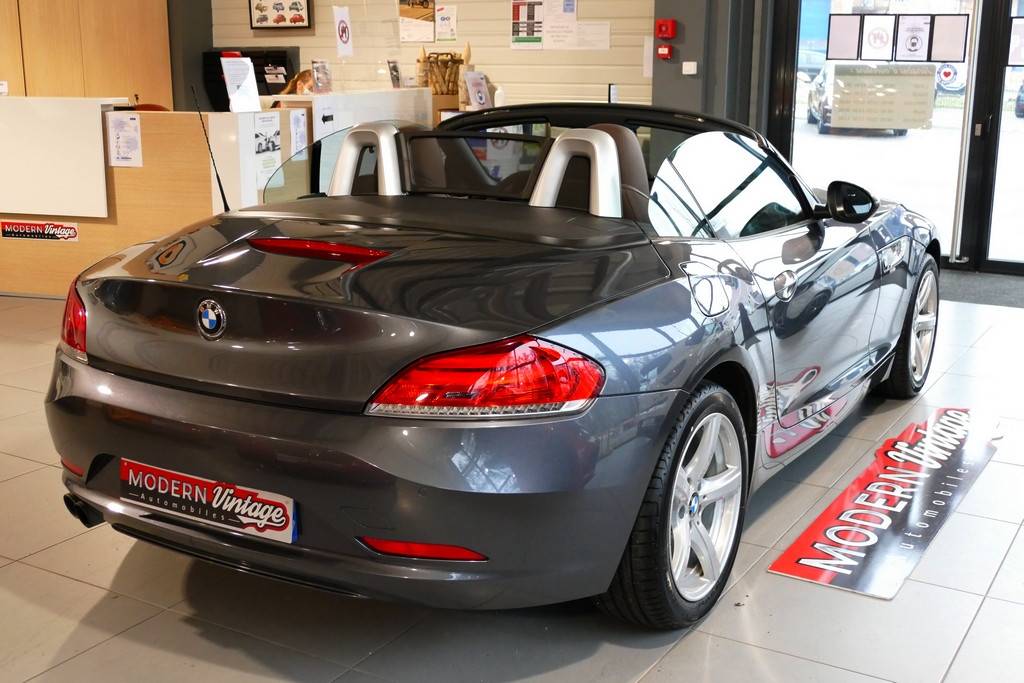 BMW Z4 sDrive 20i 184cv Pure Design 13