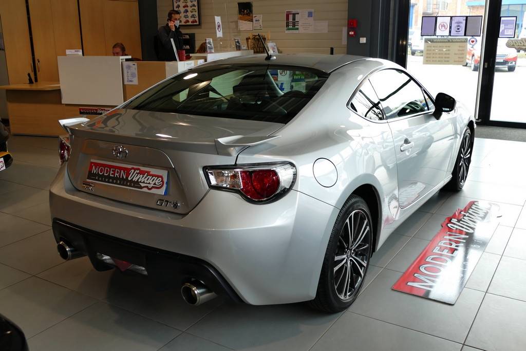 Toyota GT86 2.0 D-4S 200cv 13