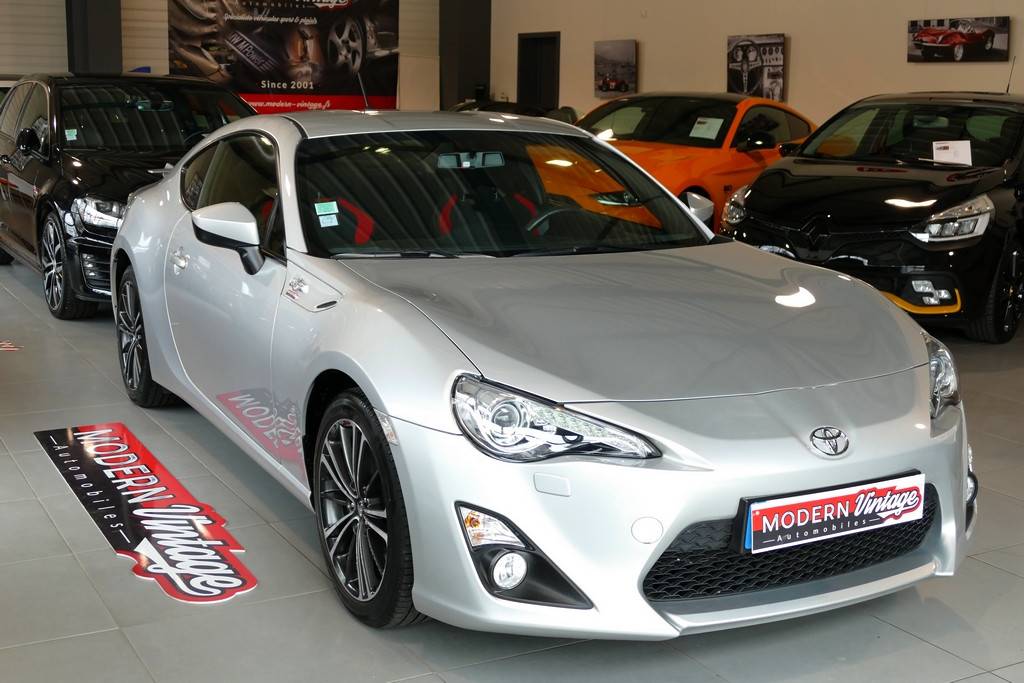 Toyota GT86 2.0 D-4S 200cv 14