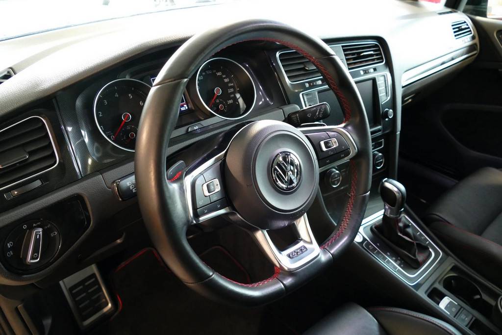 Volkswagen Golf VII GTI Performance 230cv DSG 6